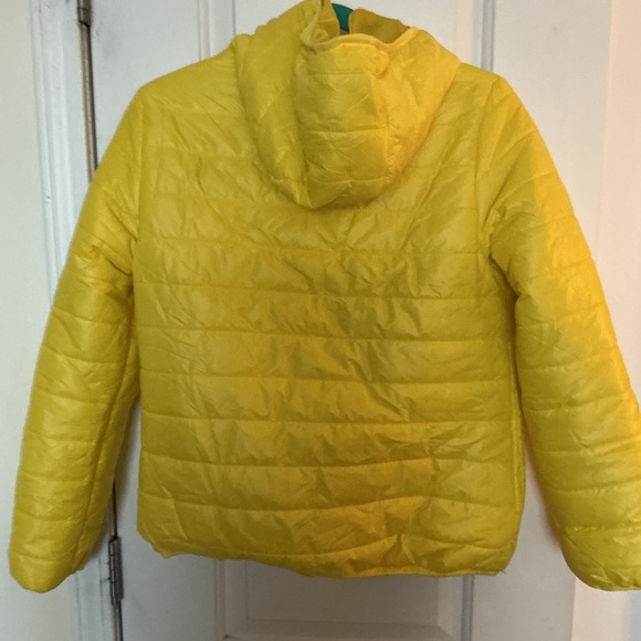 Yellow Hooded Thin Puffer Jacket Juniors Size XL Runs Small NWT - Picture 4 of 12